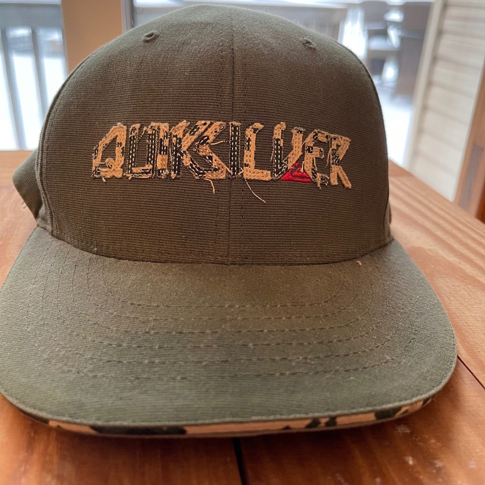 Quicksilver Came Flat Brim Hat